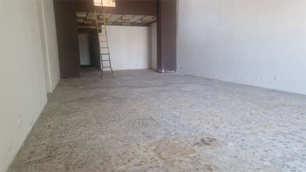 locale commerciale in vendita ad Alatri in zona Tecchiena