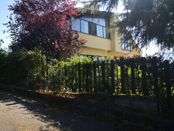 casa indipendente in vendita ad Alatri