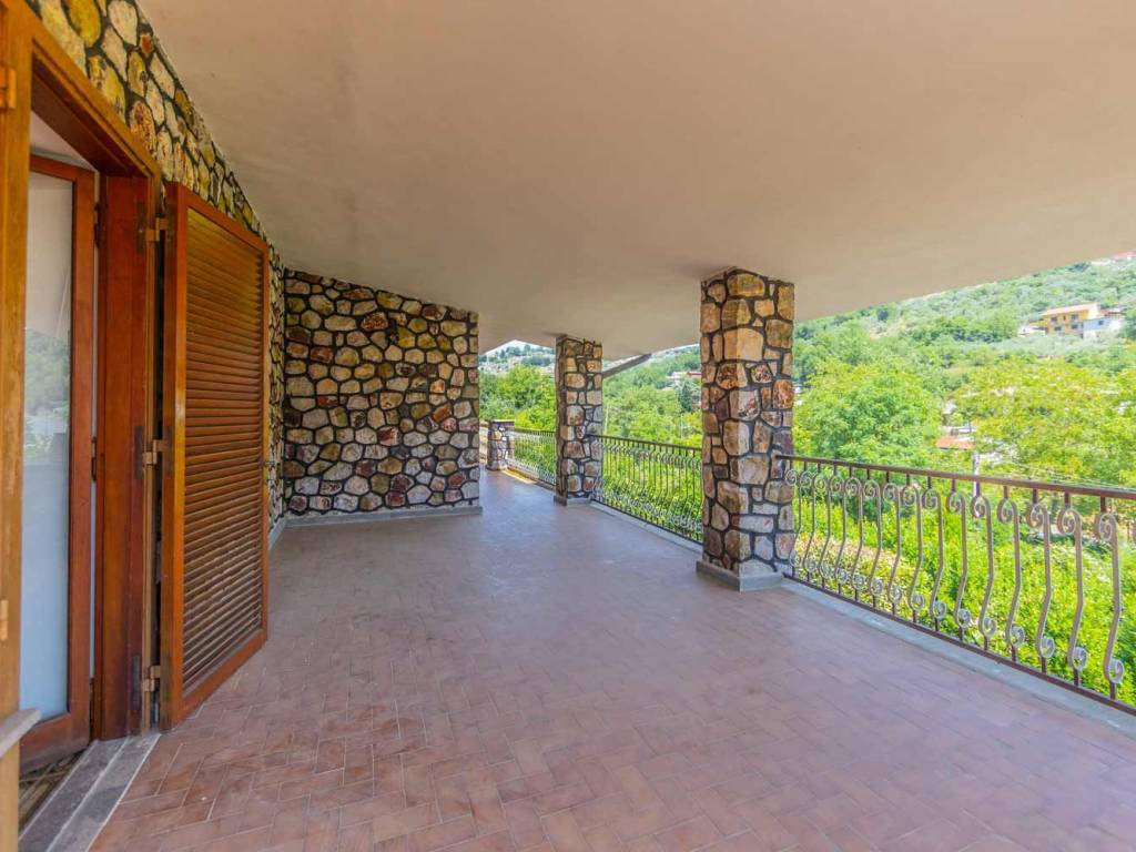 casa indipendente in vendita ad Alatri