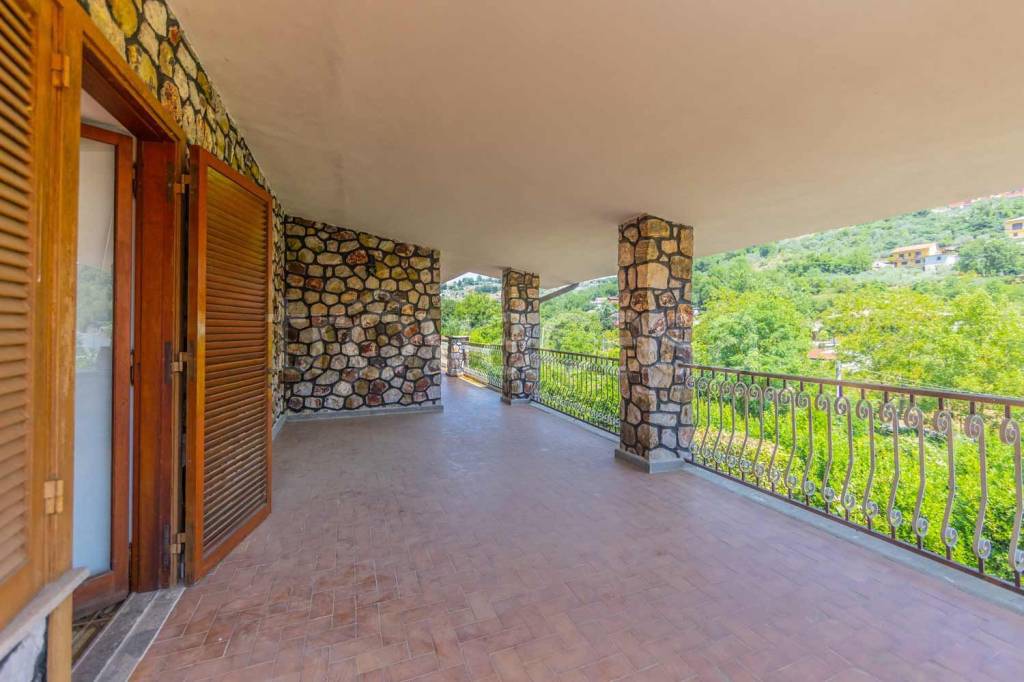 casa indipendente in vendita ad Alatri