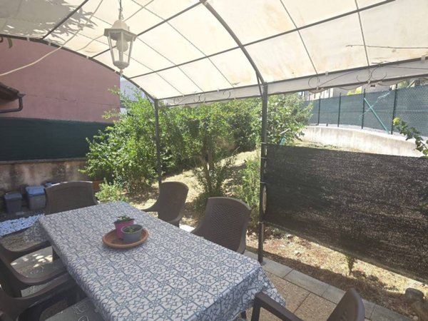 casa indipendente in vendita ad Alatri