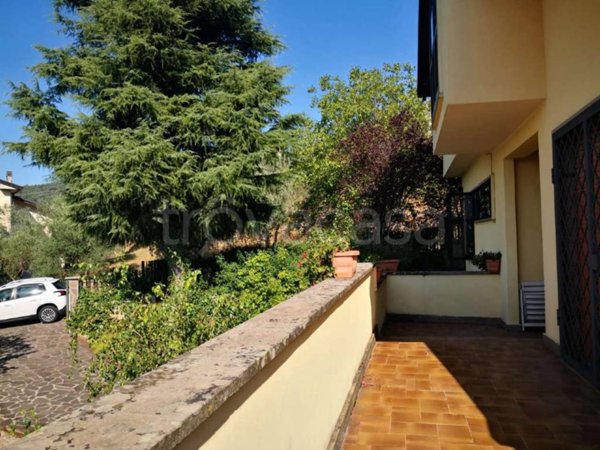 casa indipendente in vendita ad Alatri