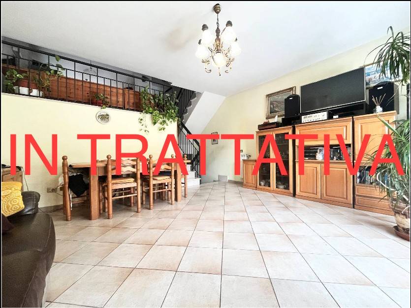 casa indipendente in vendita ad Alatri