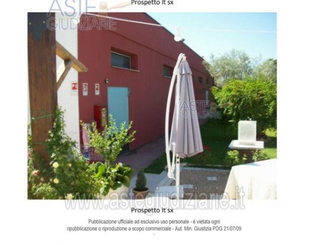 negozio in vendita ad Alatri