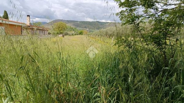 terreno agricolo in vendita ad Alatri in zona Tecchiena