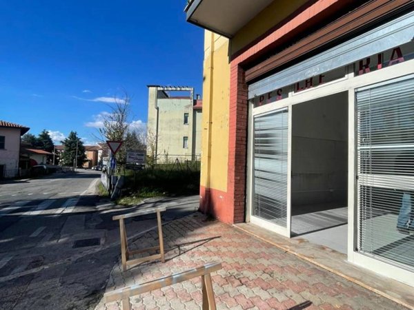 negozio in vendita ad Alatri