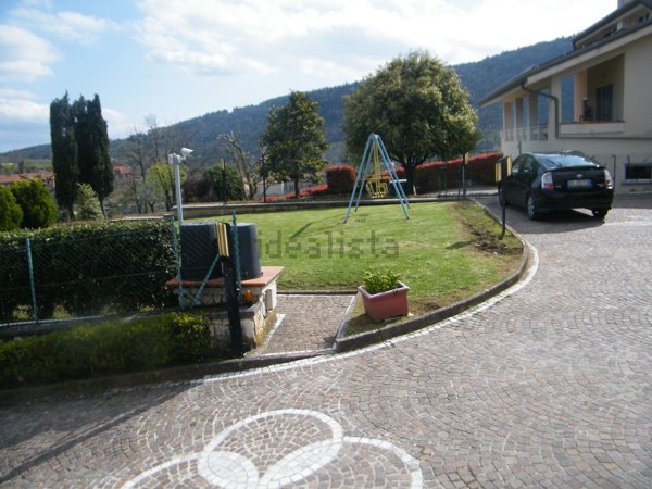 casa indipendente in vendita ad Alatri