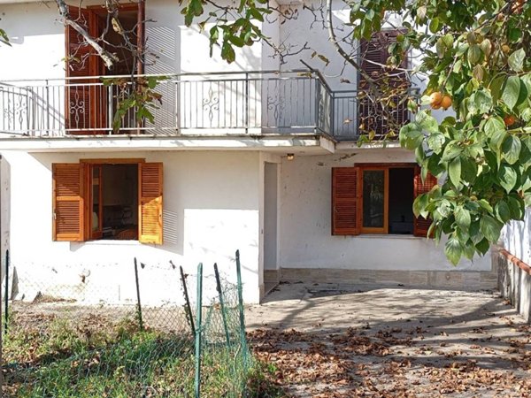 casa indipendente in vendita ad Alatri
