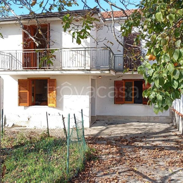 casa indipendente in vendita ad Alatri