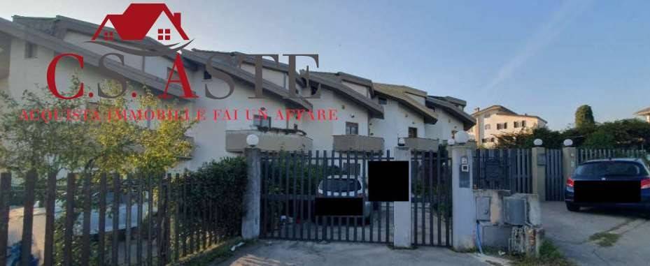 casa indipendente in vendita ad Alatri