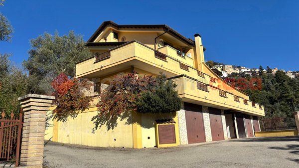 appartamento in vendita ad Alatri