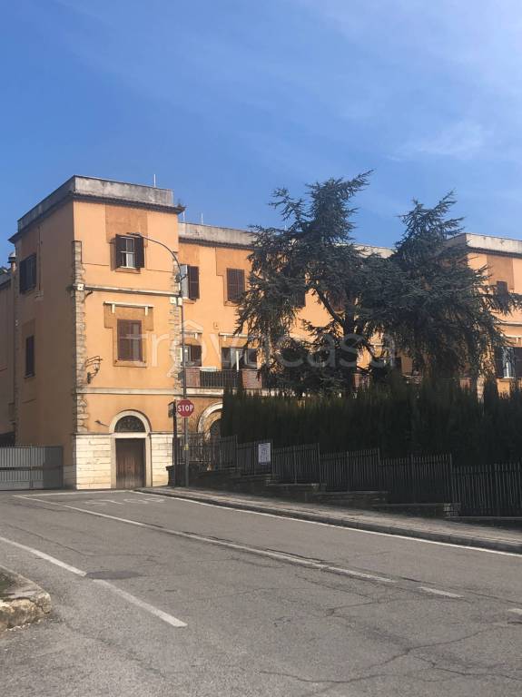 terreno edificabile in vendita ad Alatri in zona Tecchiena