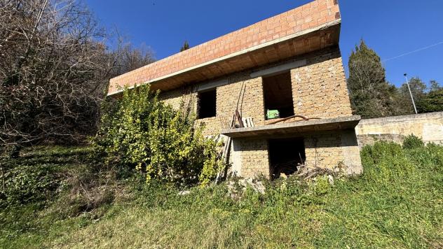 casa indipendente in vendita ad Alatri