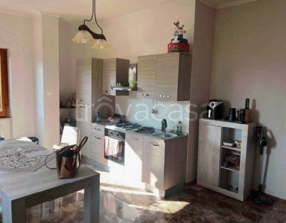 casa indipendente in vendita ad Alatri