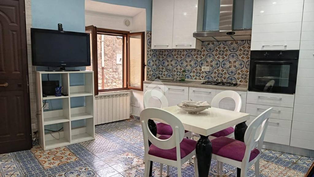 casa indipendente in vendita ad Alatri