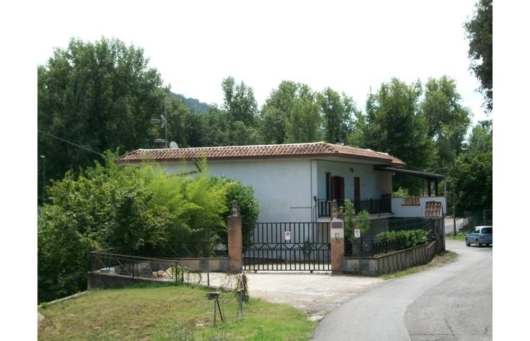 casa indipendente in vendita ad Alatri