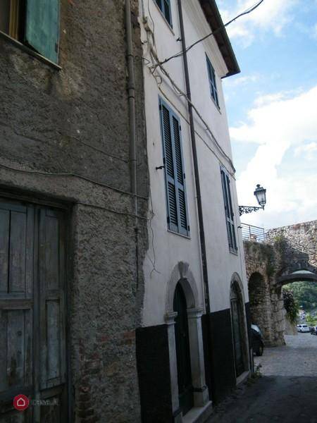 casa indipendente in vendita ad Alatri