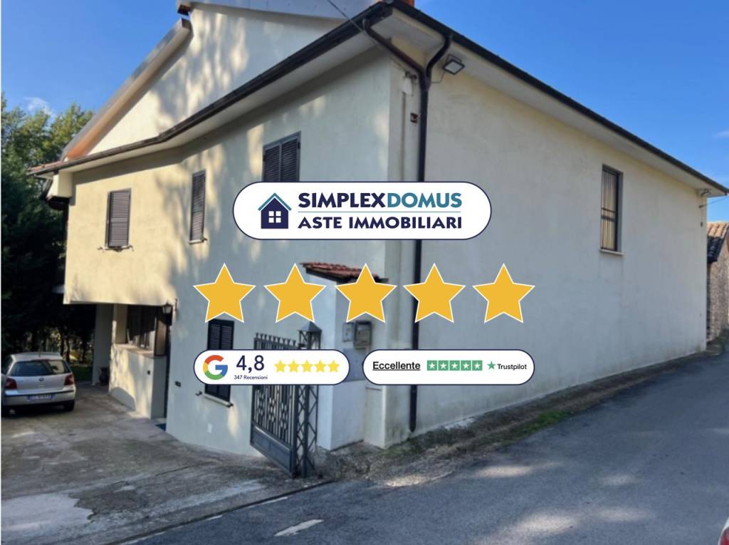 casa indipendente in vendita ad Alatri