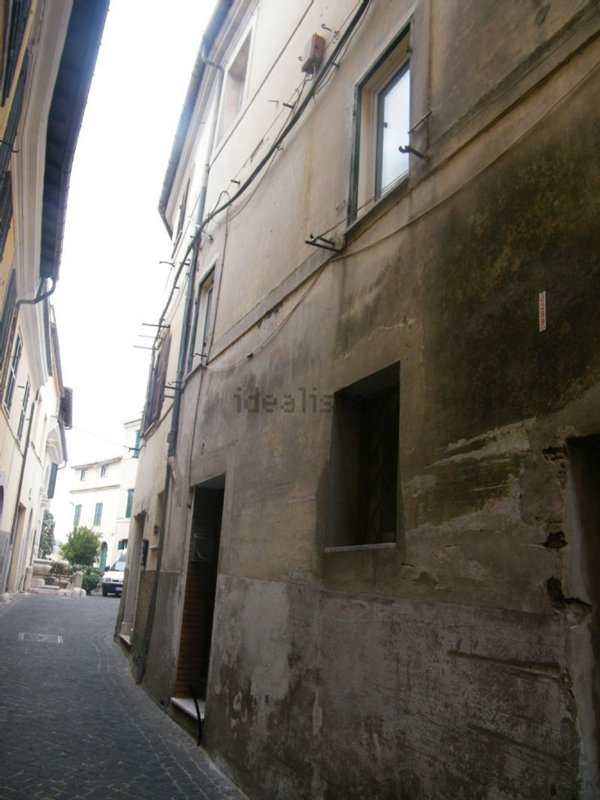 appartamento in vendita ad Alatri