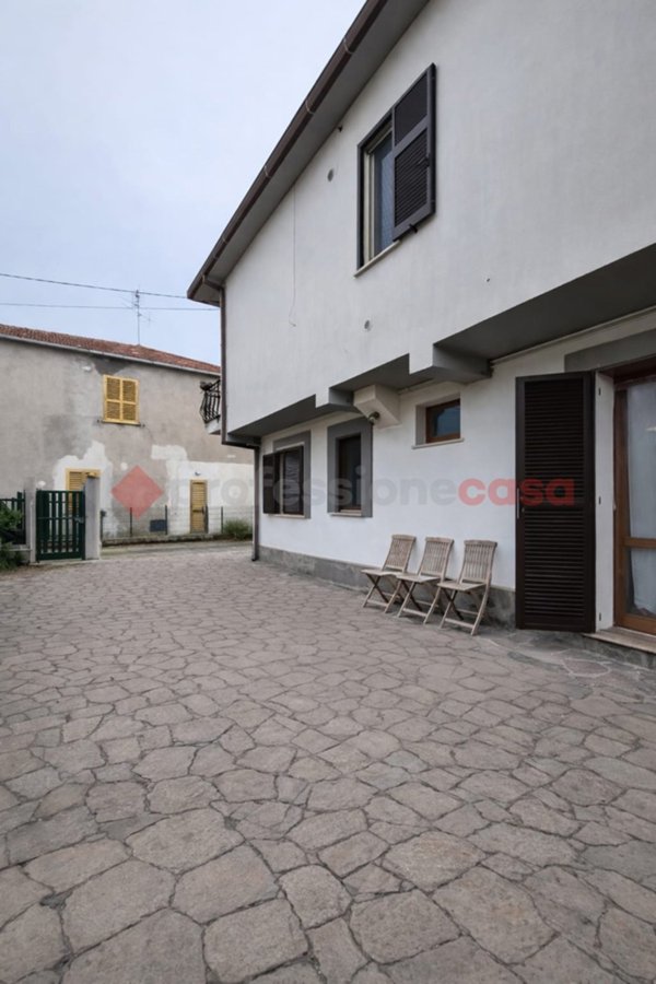 appartamento in vendita ad Alatri in zona Tecchiena