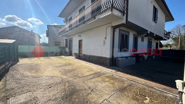 appartamento in vendita ad Alatri in zona Tecchiena