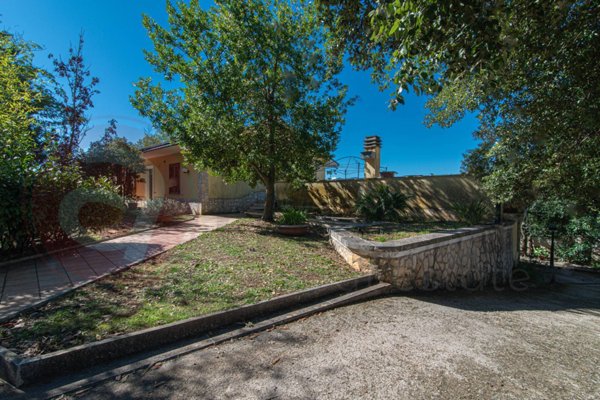 casa indipendente in vendita ad Alatri