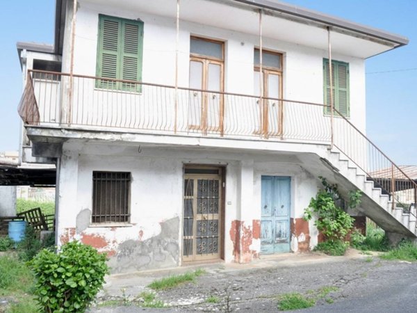 casa indipendente in vendita ad Alatri