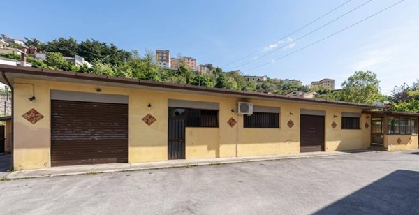 locale commerciale in vendita ad Alatri