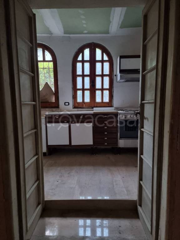 casa indipendente in vendita ad Alatri