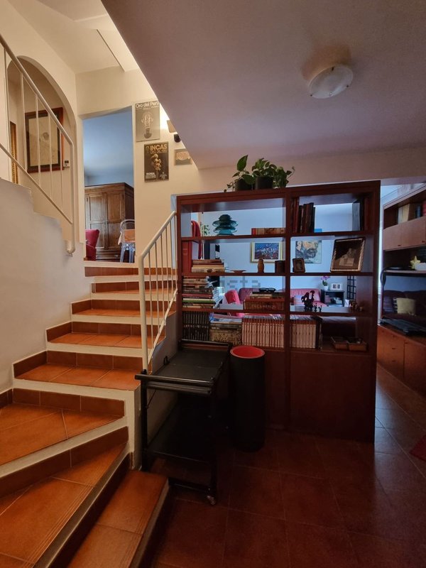 casa indipendente in vendita ad Alatri