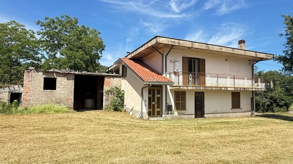 casa indipendente in vendita ad Alatri