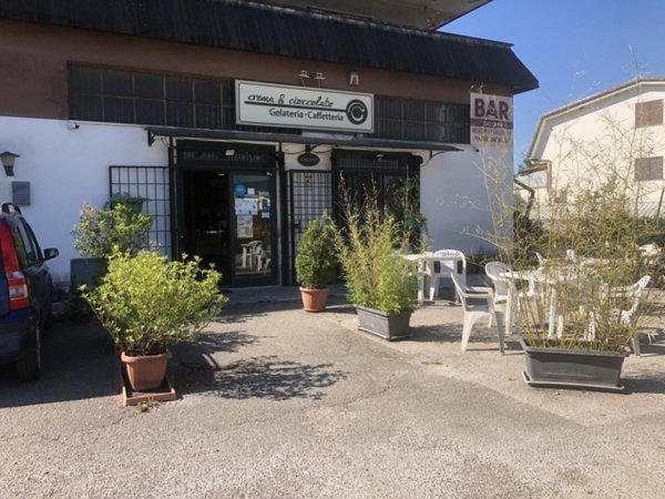 negozio in vendita ad Alatri