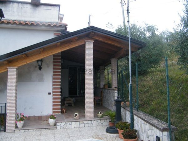 appartamento in vendita ad Alatri in zona Tecchiena