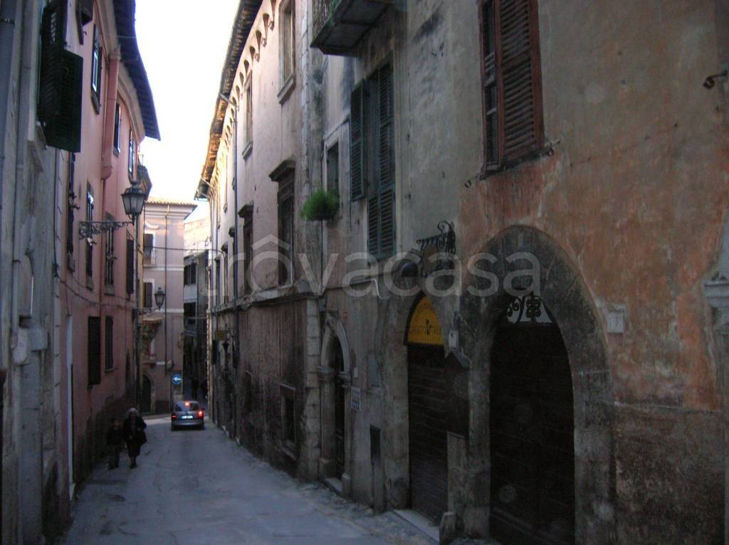 casa indipendente in vendita ad Alatri
