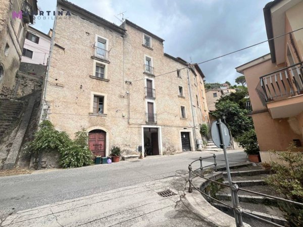 appartamento in vendita ad Alvito