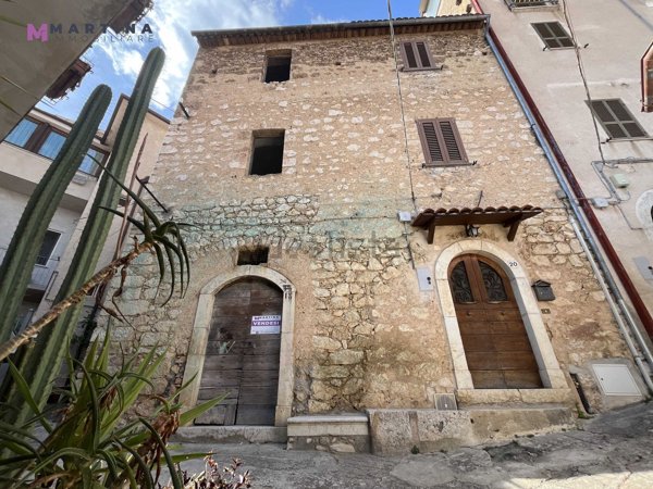 appartamento in vendita ad Alvito