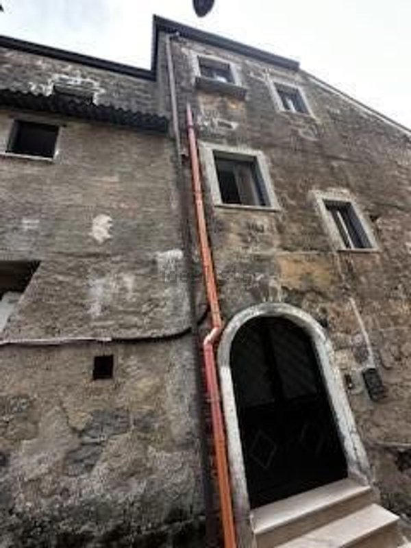 casa indipendente in vendita ad Alvito