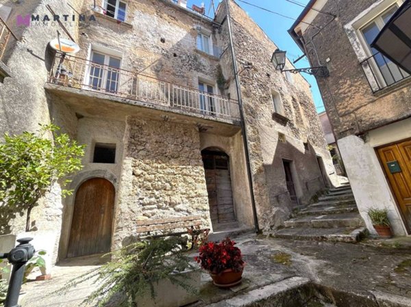 appartamento in vendita ad Alvito