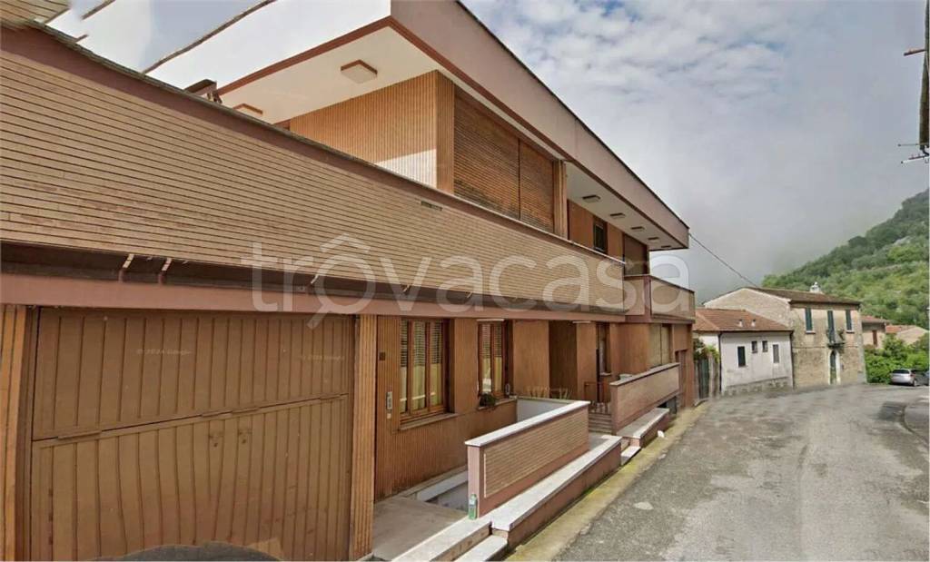 appartamento in vendita ad Alvito