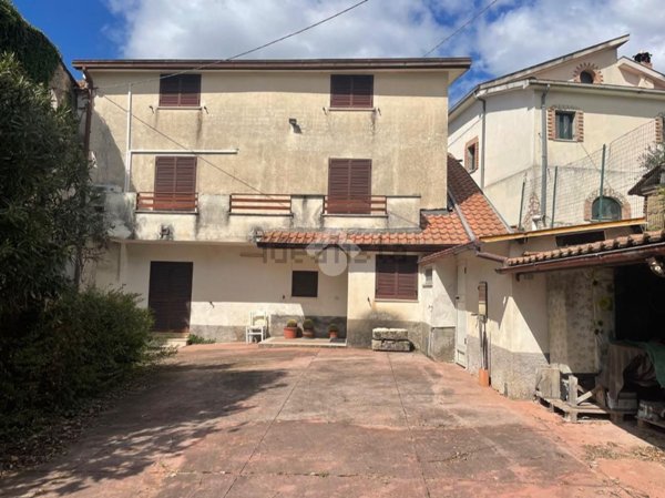 pentavano in vendita ad Alvito