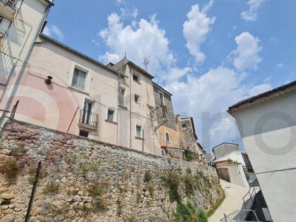 appartamento in vendita ad Alvito