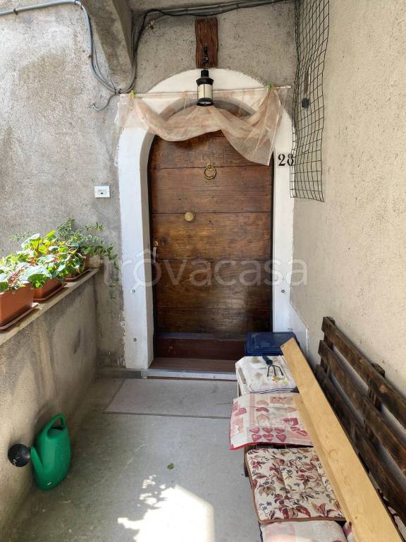 appartamento in vendita ad Alvito in zona Castello