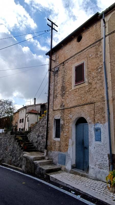 casale in vendita ad Alvito in zona Sant'Onofrio