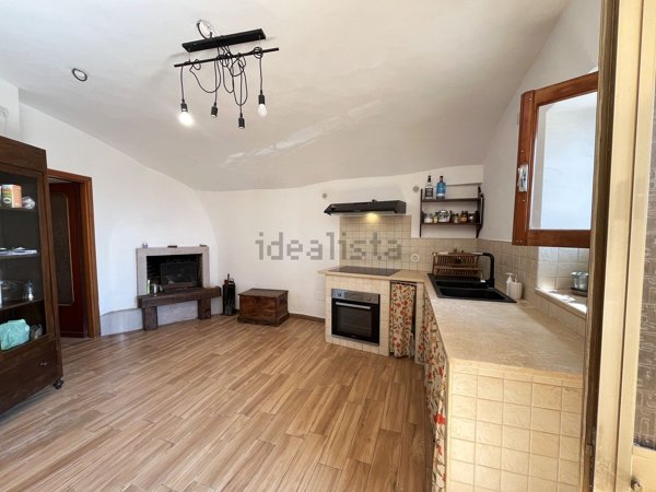 appartamento in vendita ad Alvito in zona Castello