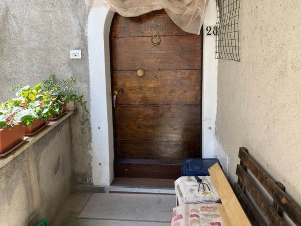 appartamento in vendita ad Alvito in zona Castello