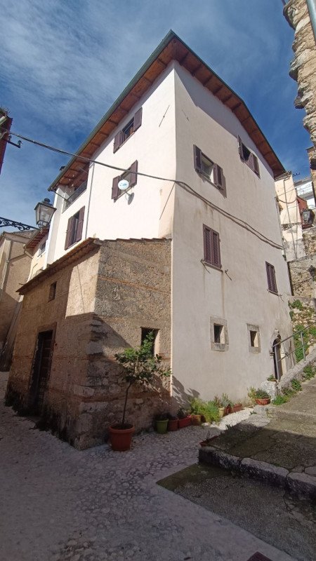 appartamento in vendita ad Alvito