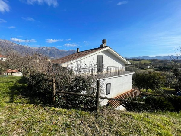 appartamento in vendita ad Alvito