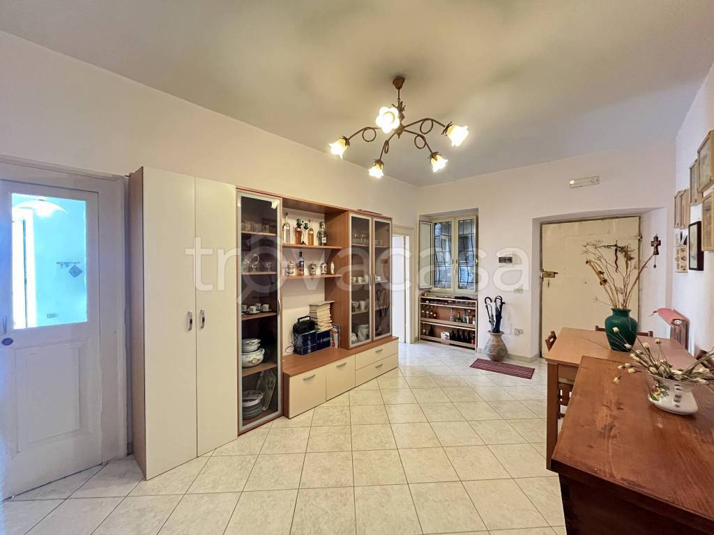 appartamento in vendita ad Alvito