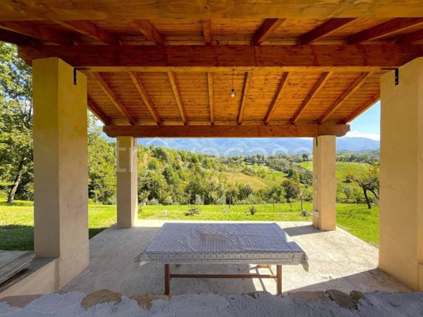 casa indipendente in vendita ad Alvito