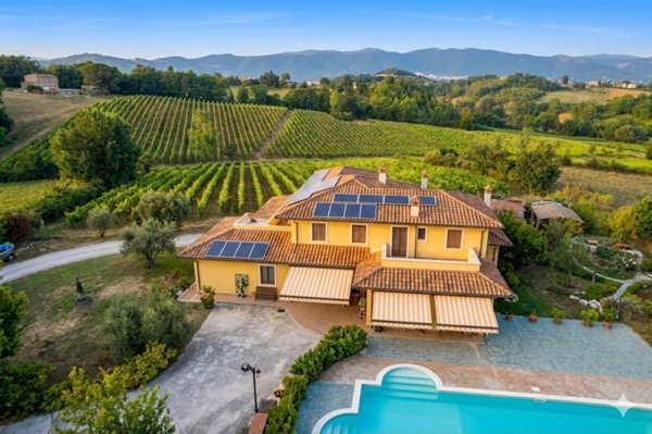 casa indipendente in vendita ad Alvito